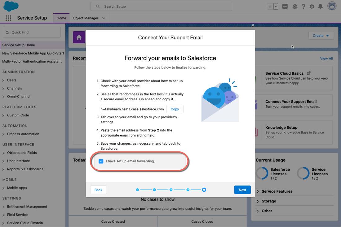 L’invite de configuration e-mail avec la case à cocher confirmant que le transfert des e-mails a été configuré.